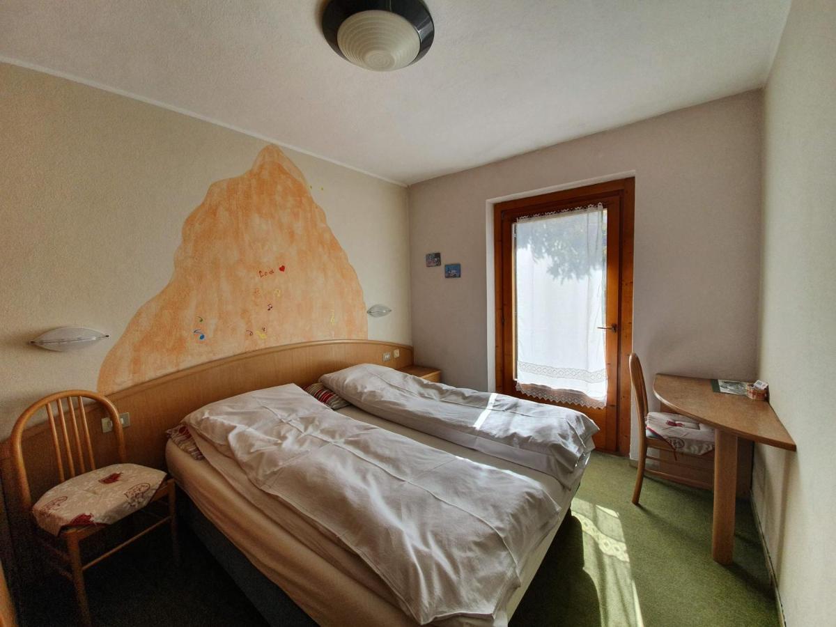 Hotel Daniela 2*